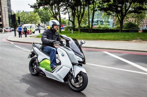 [Test] BMW C Evolution, le scooter électrique premium ...