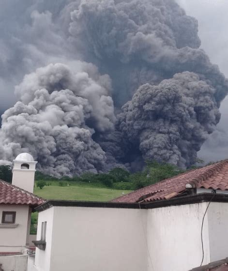 Testimonios de supervivientes de la erupción del volcán de ...