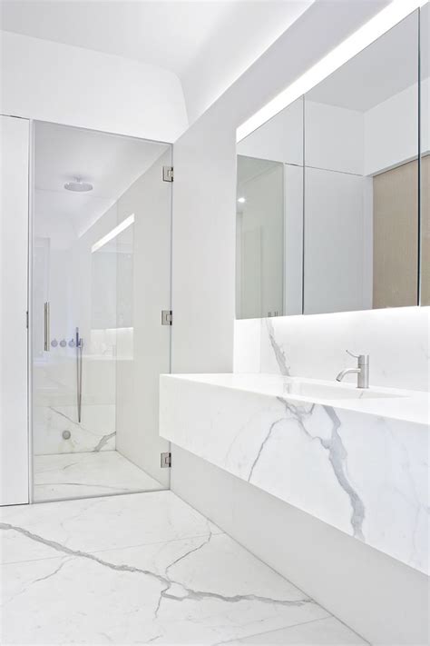 The 25+ best ideas about Marble Bathrooms on Pinterest ...