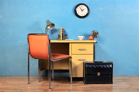 The Best Places to Buy Cheap Vintage and Antique Furniture ...