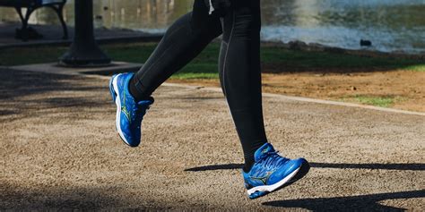 The Best Running Shoes for Men: Reviews by Wirecutter | A ...