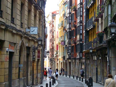 The Best Walking Tours of Bilbao