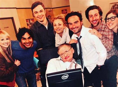 The Big Bang Theory cast pay tribute to Stephen Hawking ...