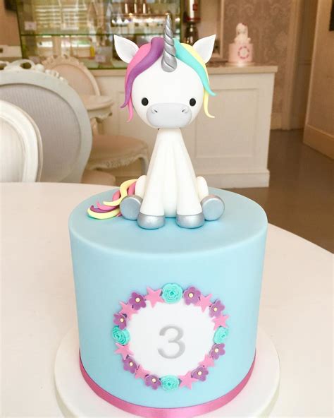 The Cake Parlour Unicorn Cake!! Super cute | Cakes and ...