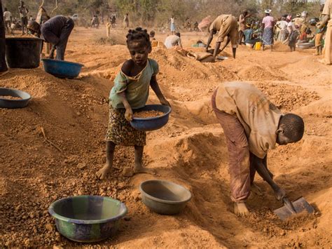 The Cost of Gold: Child Labor in Burkina Faso | Pulitzer ...