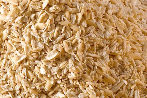 The Difference Between Rolled and Steel Cut Oats:   Coachs ...
