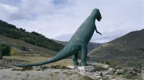 The Dinosaur Route.: cultural routes at Spain is culture.