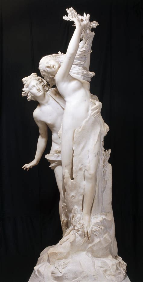 The gallery for   > Bernini Apollo And Daphne