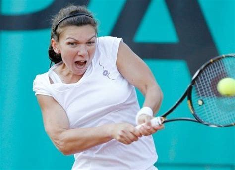 The gallery for   > Simona Halep After Reduction