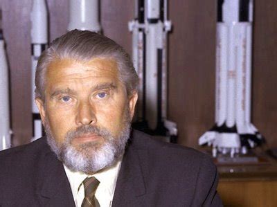 The Hoax Alien Invasion: How Wernher Von Braun Revealed ...