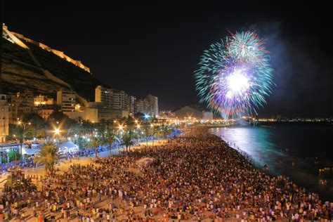 The Hogueras de San Juan Festival   ALICANTE City & Beach
