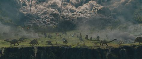 The Jurassic World: Fallen Kingdom Trailer IS HERE ...
