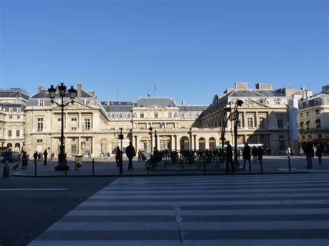 The Palais Royal, Paris: The Palace / Paris Photo Tour The ...