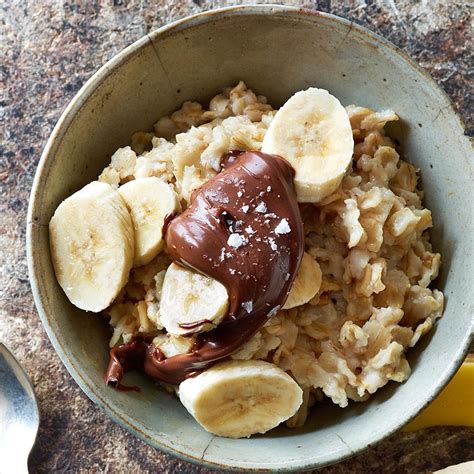 The Right Way to Prepare Oatmeal and 5 Tips for Making It ...