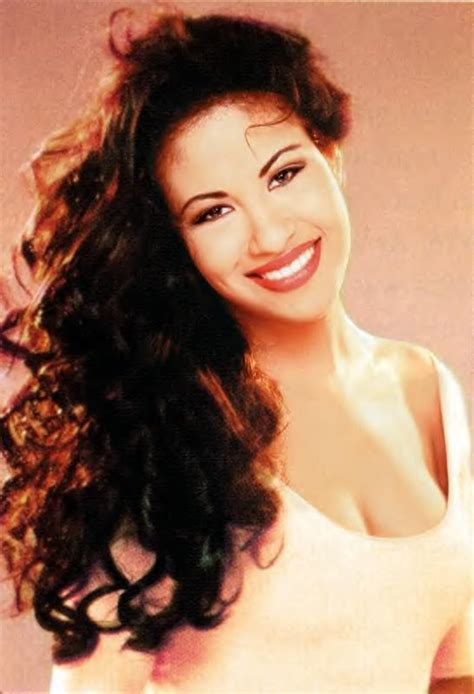 THE SMASH!: In Loving Memory: Selena Quintanilla Pérez