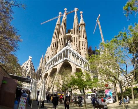 The Top 10 Things to Do Near Basilica of the Sagrada ...