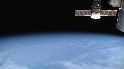 Tierra desde el espacio en directo a través de la Estación ...
