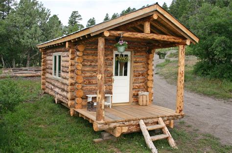 Tiny Log Cabin by Jalopy Cabins