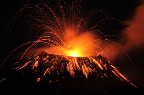 Tipos de erupciones volcanicas   Vulcanismos