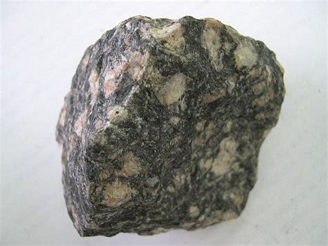 Tipos de rocas: sedimentarias, ígneas y metamórficas