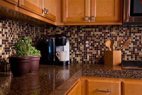 Tips on How to Choose The Best Kitchen Granite Countertops ...