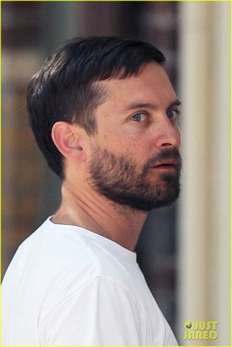 Tobey Maguire Gets His Sweat On in Soho!