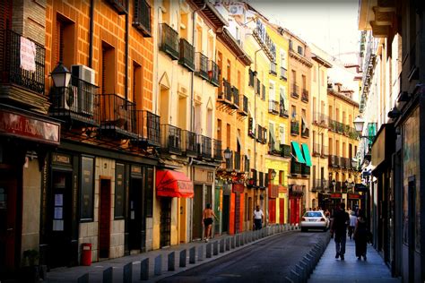 Todas Direcciones: Las Calles de Tapeo más famosas de España