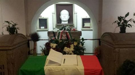 Tomba di Benito Mussolini   Picture of Cimitero ...