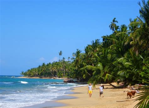 Top 10 Beaches of Costa Rica: Arrecife Beach