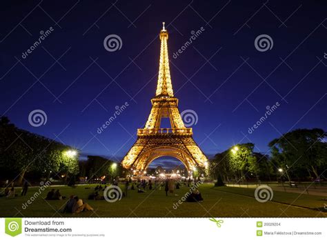 Torre Eiffel All indicatore Luminoso Di Notte, Parigi ...