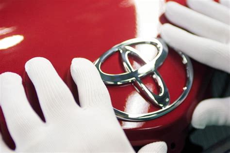 Toyota llama a revisión a 7,43 millones de vehículos en ...
