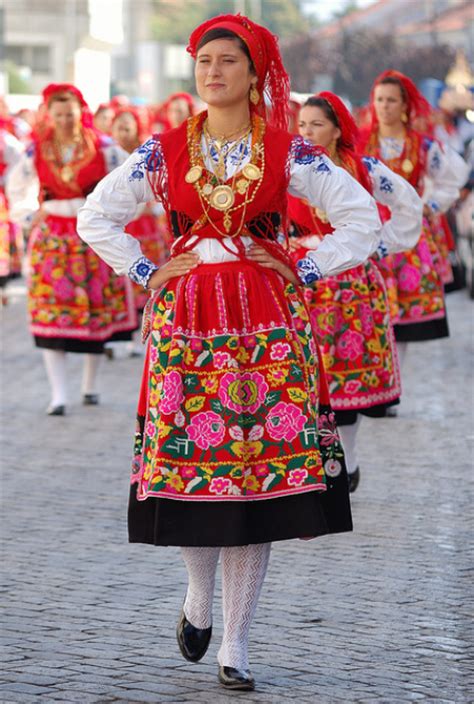Traditional dress of Portugal: A gift of centuries old ...