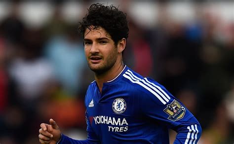 Transfer news: Chelsea flop Alexandre Pato agrees move to ...