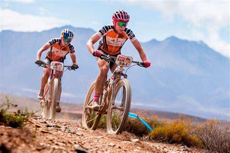 Tras la tercera etapa de la Absa Cape Epic 2018: Kulhavý y ...