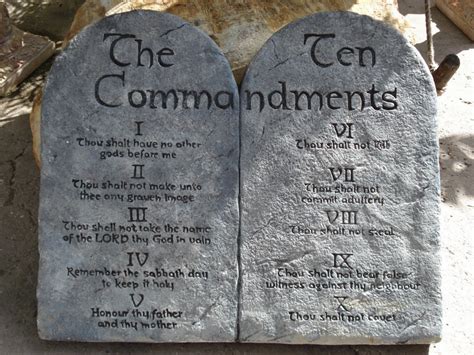 Trending Christian News | New Mexico Ten Commandments Case ...