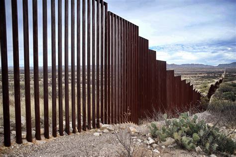 Trump Expected to Sign Order to Fund Border Wall ...