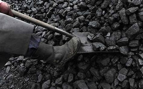 UK Coal, Britain s biggest coal miner, makes final bid for ...