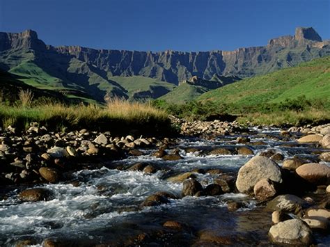 uKhahlamba Drakensberg Park | South African History Online