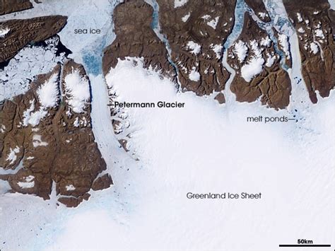 Un gran iceberg se acerca a 20 km de la costa de Canadá ...