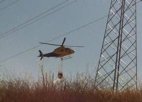 Un helicóptero de incendios forestales se estrella en Quer ...