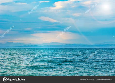 un hermoso paisaje marino — Foto de stock © gorielov ...