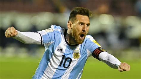 Un Messi de leyenda mete a Argentina en el Mundial  1 3