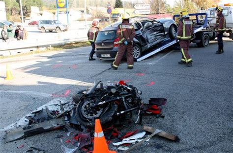 Un motorista mor en xocar contra un cotxe a Sant Celoni ...