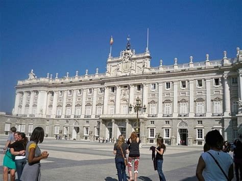Un paseo por el centro histórico de Madrid – Turismo Hispania