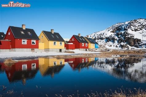 Un pittoresco villaggio in Groenlandia, non ... | Foto ...