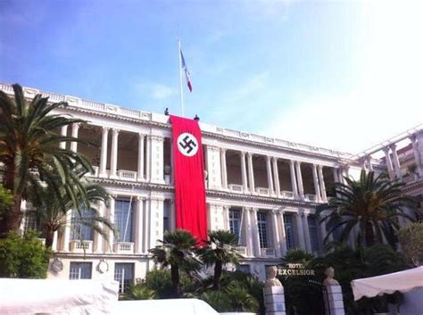 Una bandera nazi en el corazón de Niza desconcierta a los ...