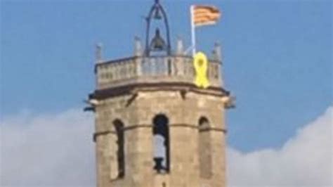 Una Iglesia barcelonesa pone el lazo amarillo en su ...