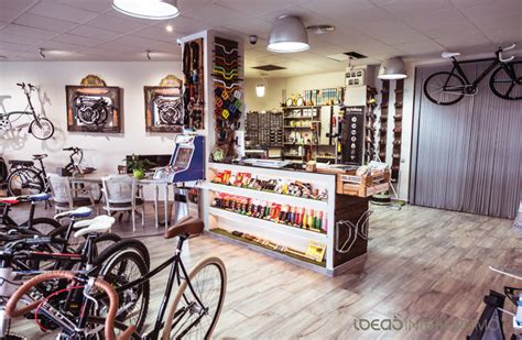 Una Tienda de Bicicletas con Sabor Vintage | Ideas ...