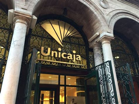 Unicaja Banco debutará en bolsa el 30 de junio entre 1,1 y ...