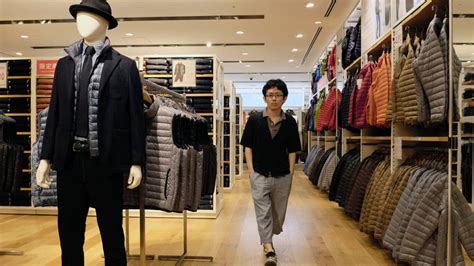 Uniqlo, el  Zara japonés , llega a España con una tienda ...